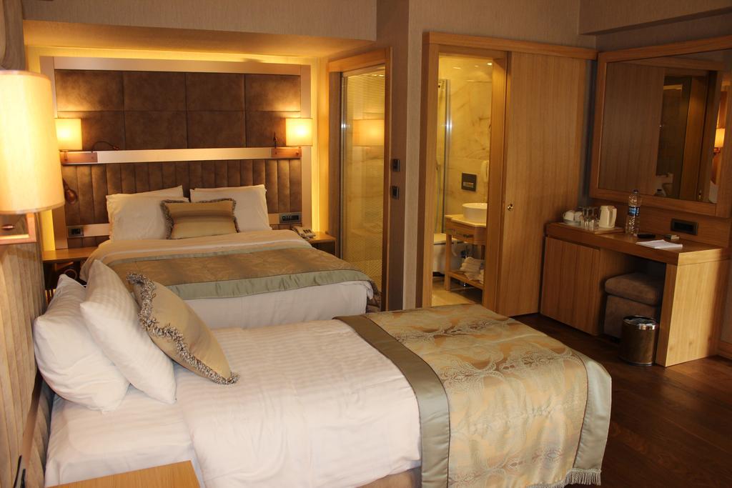 Lale Hotel 사판자 외부 사진
