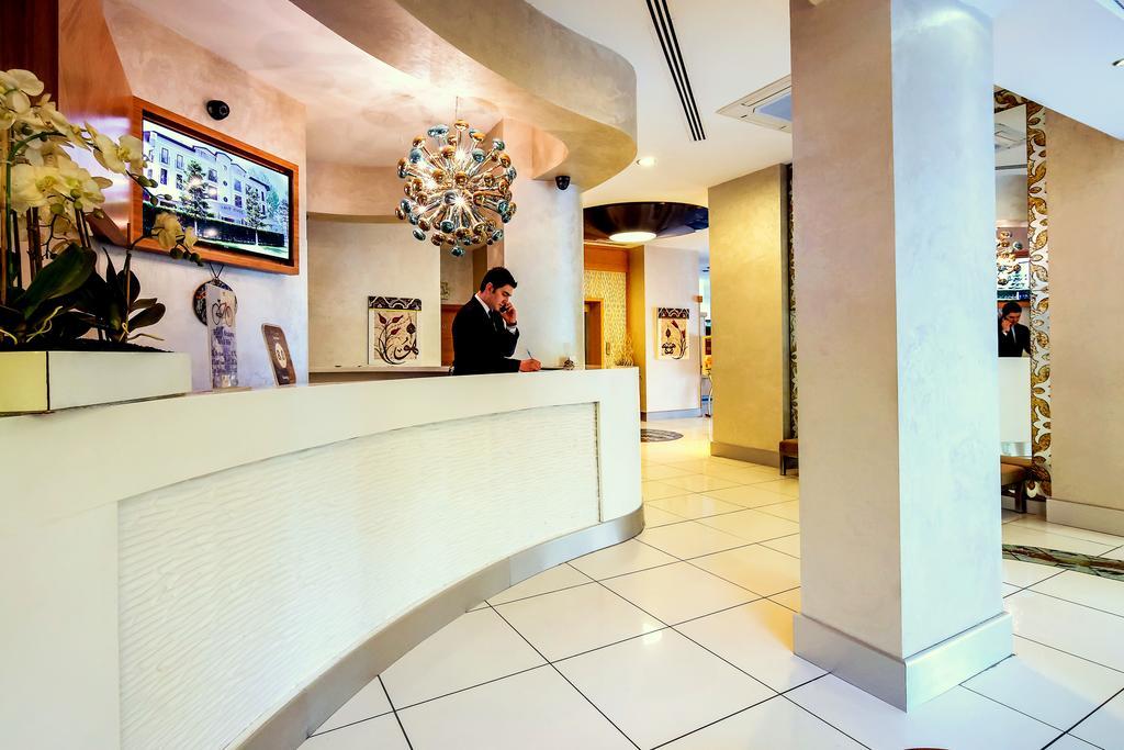 Lale Hotel 사판자 외부 사진